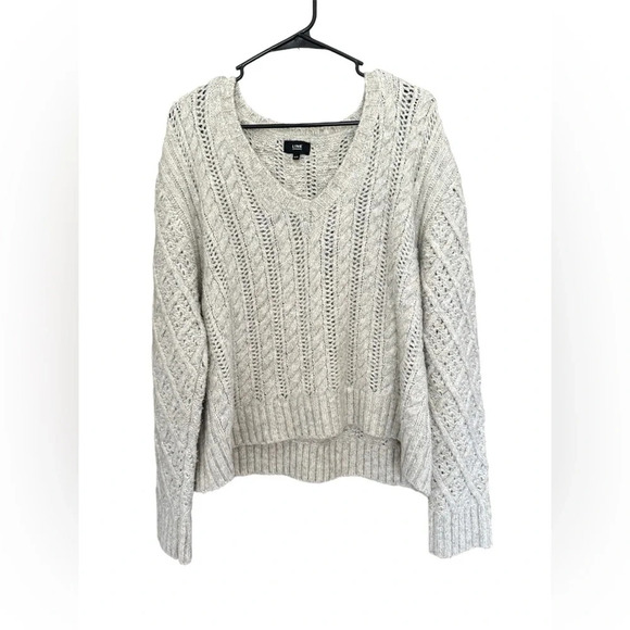 Line Pullover cable knit v-neck sweater with beautiful detailing Size L - Picture 1 of 8